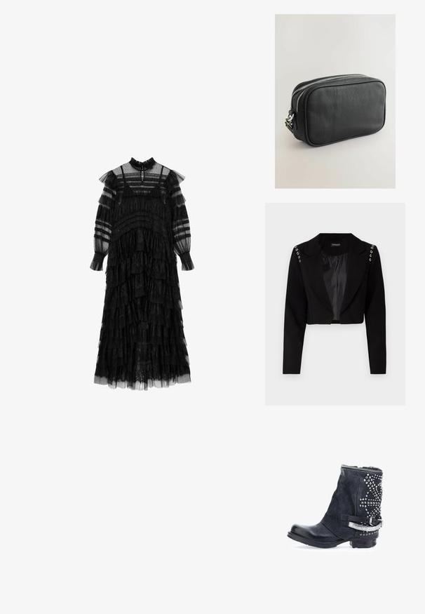 Korporeret sort blazer med notch-krave, der har sølvfarvede øjer på skuldrene og et glat indvendigt foer. Skræddersyet design med struktureret pasform.; Sort lagdelt kjole lavet af gennemsigtig blondestof. Har en høj halsudskæring, lange ærmer, rynkede lag og stribede detaljer. Klassisk gulvlængde.; Sorte læder ankelstøvle med tekstureret overflade, sølvnitter på siden og en metalspænde-strop. Har en lynlåslukning øverst.; Sort læder rektangulær taske med en tekstureret overflade, der har en dobbelte lynlås og en sølvfarvet hardware detalje på siden.