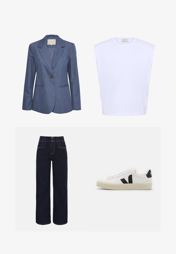 Blå denimblazer med spidse lapels, enkel knaplukning og to forlommer. Glat tekstur og skræddersyet pasform.; Hvid ærmeløs top med strukturerede skuldre, rund halsudskæring og subtilt præget logo foran i midten.; Mørkeblå jeans med højtaljede, vide ben, to forlommer, og dobbelte knapper med lynlåslukning.; Hvide lædersneakers med sort gummiv V-logo. Tekstureret off-white sål, hvide snørebånd og bagside med brandnavn i sort.
