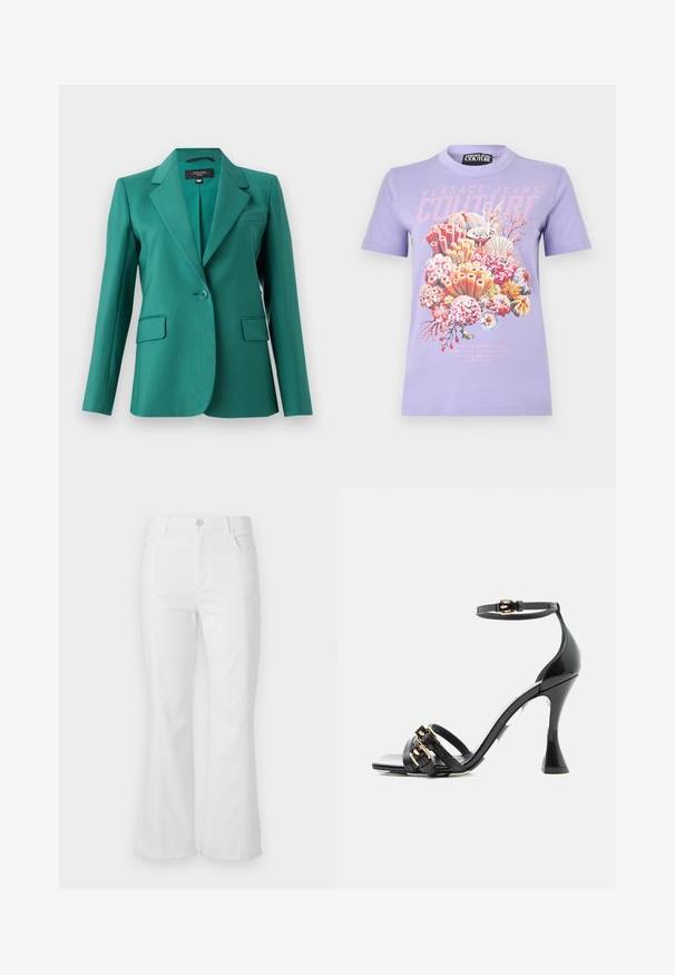 Teal blazer med reverskrave, enkelt knaplukning, to frontlommer og glat tekstur. Skræddersyet pasform med et moderne design.; Lilla T-shirt med korte ærmer med teksten "Versace Jeans Couture" og farverigt koralrevprint med skaller og havplanter på forsiden.; Hvide flare jeans med høj talje, forlommer og rå kant. Lavet af denim med en glat tekstur og minimal syninger.; Sort lak-sandal med høj hæl, ankelrem og to forreste remme med guldfarvede spændedetaljer, set fra siden på hvid baggrund.