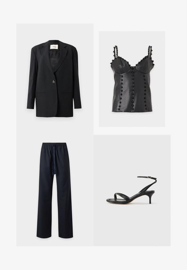 Schwarze maßgeschneiderte Blazerjacke mit Reverskragen, einem einzigen Knopfverschluss, zwei Vordertaschen und einer eleganten, glatten Textur.; Schwarzes ärmelloses Oberteil aus Kunstleder mit gepolsterten Cups, doppelten dünnen Trägern und vertikalen Reihen von runden schwarzen Perlenverzierungen.; Locker sitzende schwarze Pyjamahose mit subtil kleinem Punktmuster und einem elastischen Bund mit schwarzer Kordel vorne.; Schwarze Ledersandale für Damen mit dünnen Riemchen, einer Zehenlasche, einer Knöchelschnalle und einem mittelhohen Stöckelabsatz vor neutralem Hintergrund.