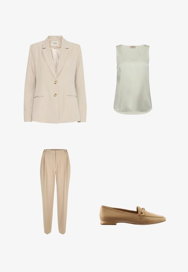 Beige Blazer mit Reverskragen, zwei Knöpfen und seitlichen Taschen. Aus glattem Stoff gefertigt, mit subtilen Nähten.; Ärmellose, hellbeige Satinbluse mit V-Ausschnitt und abgerundetem Saum, mit einem kleinen Etikett auf der Rückseite des Innenkragens.; Beige maßgeschneiderte Hose mit Gürtelschlaufen, geraden Beinen und verdecktem Frontverschluss, auf einem weißen Hintergrund präsentiert.; Beige Lederloafers mit flachem Absatz, dekorativem Metallring und Riemenakzent, glatter Oberfläche und abgerundeter Schuhspitze.