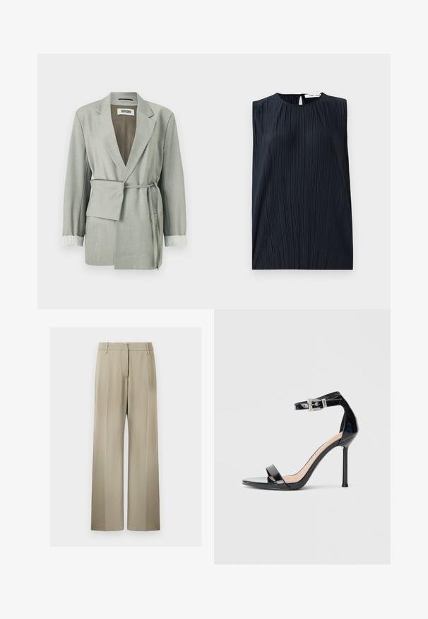 Lys grå blazer med en afslappet pasform, der har en bæltestrop i taljen, sjalskrave og stripede manchetter. Glat stof med skræddersyede kanter.; Sort ærmeløs top med rund hals og nøglehul bagpå. Har lodrette plisséer for tekstur. Glat stof med en let glans.; Bredde benbukser i blød beige stof, med en flad front, beltdusk og en glat tekstur. Standard talje med ingen synlige mønstre.; Sort højhælet sandal i laklæder med ankelrem. Har minimalistisk design, åben tå og spænde med rhinsten-detaljer.