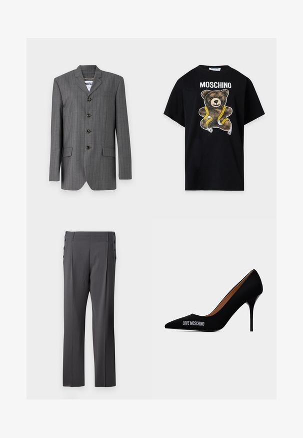 Grå nålestribet blazer med spids revers, fem-knaps lukning, to frontlommer og et mærke synligt indeni. Stoffet ser struktureret ud.; Sort Moschino t-shirt med en teddybjørn indhyllet i gul og hvid målebånd trykt under mærkenavnet.; Grå skræddersyede bukser med lige ben, frontfolder og dekorative sidelommer for ekstra detalje. Glat stofstruktur.; Sort spids tå stilet hæl med teksten "LOVE MOSCHINO" på ydersiden og et glat slip-on design.
