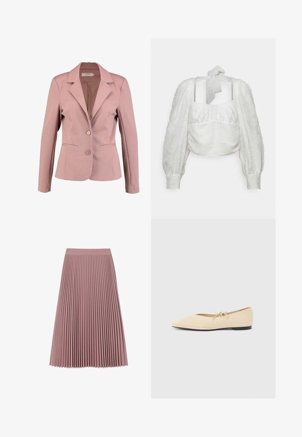 Helle rosa Blazer mit Reverskragen, einreihigem Design, zwei Knöpfen und zwei Fronttaschen. Glattes Material mit leichtem Glanz.; Hofmann Copenhagen LAURA WEDDING TOP - Bluse - white; Faltenrock aus weichem rosa Stoff, mit einem taillierten Bund und vertikalen Falten, die bis zur Midi-Länge reichen, glatte Textur und keine sichtbaren Metallteile.; Beiger flacher Schuh mit spitz zulaufender Zehenkappe, einer kleinen Schleife oben und einer schwarzen Sohle, seitlich auf einem einfarbigen hellen Hintergrund gezeigt.