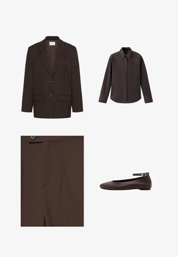 Mørkebrun blazer med inderlapeller, to frontlommer med flap, to knapper og en brystlomme af Gestuz.; Brun langærmet skjorte med spids krave, knapper foran og en enkelt brystlomme. Glat stof og afslappet pasform.; Nærbillede af mørkebrune skræddersyede bukser med en knap og linning synlig øverst.; Mørkebrune flade sko med rund tå og justerbar ankelrem med sølvspænde på hvid baggrund.