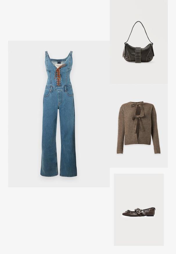 Jeans-Overall mit tailliertem Oberteil und weitem Bein, mit rundem Ausschnitt und brauner Schnürung vorne. Hellblaue Farbe und texturierter Stoff.; Brauner gerippter Strickcardigan mit zwei vorderen Bindverschlüssen und langen Ärmeln auf schlichtem hellem Hintergrund.; Brauner Lederschuh mit flacher Sohle, doppelten silbernen Schnallenriemen, dekorativen Schnürungen an den Rändern und einer kleinen Schleife an der spitzen Schuhspitze.; Schwarze Leder-Schultertasche mit Schnallengurt-Detail, abgerundeten Kanten und kontrastierenden weißen Nähten auf schlichtem Hintergrund.