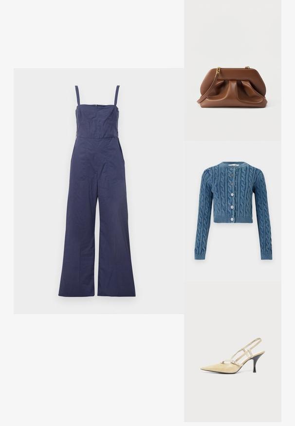 Nachtblauer Jumpsuit mit dünnen Trägern, tailliertem Oberteil und weitem Bein. Verfügt über einen Reißverschluss im Rücken und eine glatte Stoffoberfläche.; Gestrickte blaue kurz geschnittene Strickjacke mit einem Zopfmuster, rundem Halsausschnitt und fünf Knopfverschluss. Lange Ärmel mit gerippten Bündchen und Saum.; Beige spitze Slingback-Pumps mit dünnen Riemen und einer silbernen Schnalle über einem schwarzen, mittelhohen Stilettoabsatz auf weißem Hintergrund.; Braune Lederclutch mit gerafftem Design, goldfarbenen Beschlägen und abnehmbarem Handgelenkriemen vor weißem Hintergrund.