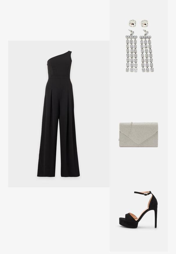 Mono negro de un solo hombro con pantalones anchos, cuerpo ajustado y pantalones plisados sobre fondo blanco.; Sandalia de tacón alto de ante negro con suela de plataforma, tira en el tobillo con herrajes plateados, diseño de punta abierta y textura suave.; Bolso de mano metálico plateado con diseño de sobre, embellecido con un patrón texturizado, que incluye una correa de cadena desmontable.; Pendientes colgantes de cristal con herrajes en tono plateado, que presentan un stud cuadrado y filas en cascada de cristales rectangulares y octogonales.