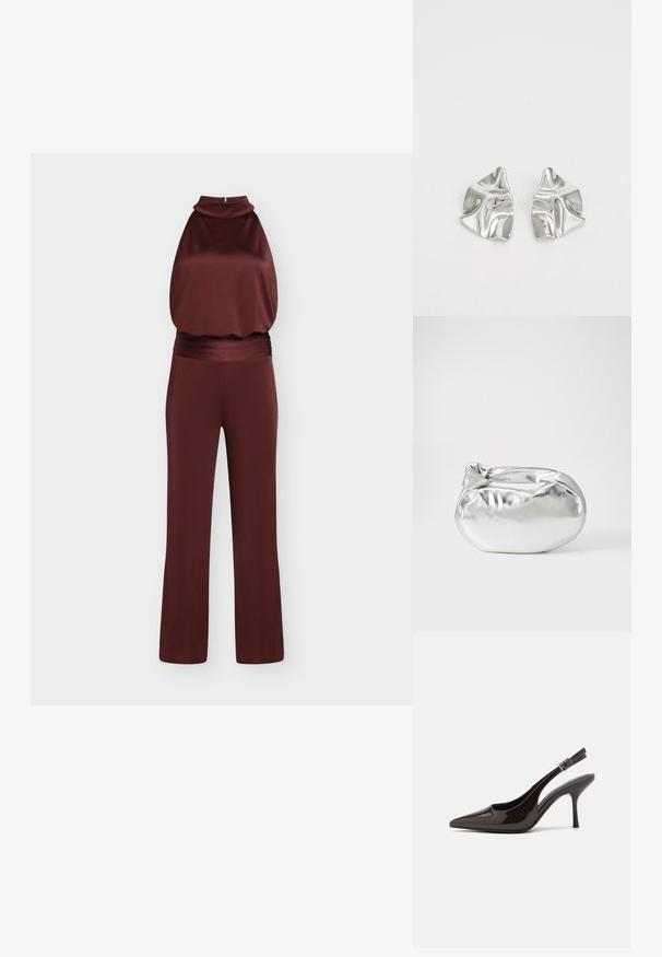 Mono sin mangas de color burdeos con cuello alto fruncido, cintura ceñida y pantalones de pierna ancha sobre un fondo liso.; Zapato de tacón alto tipo slingback en piel sintética brillante de color marrón oscuro, con punta afilada, laterales abiertos y correa ajustable en el tobillo.; Bolsa de pouch metálica plateada con una forma suave y redondeada y un cierre en la parte superior con un nudo. Hecha de un material de imitación de cuero suave.; Pendientes de metal plateado con un diseño ondulado y escultórico, que presentan un acabado pulido y formas irregulares, destacando una estética contemporánea.