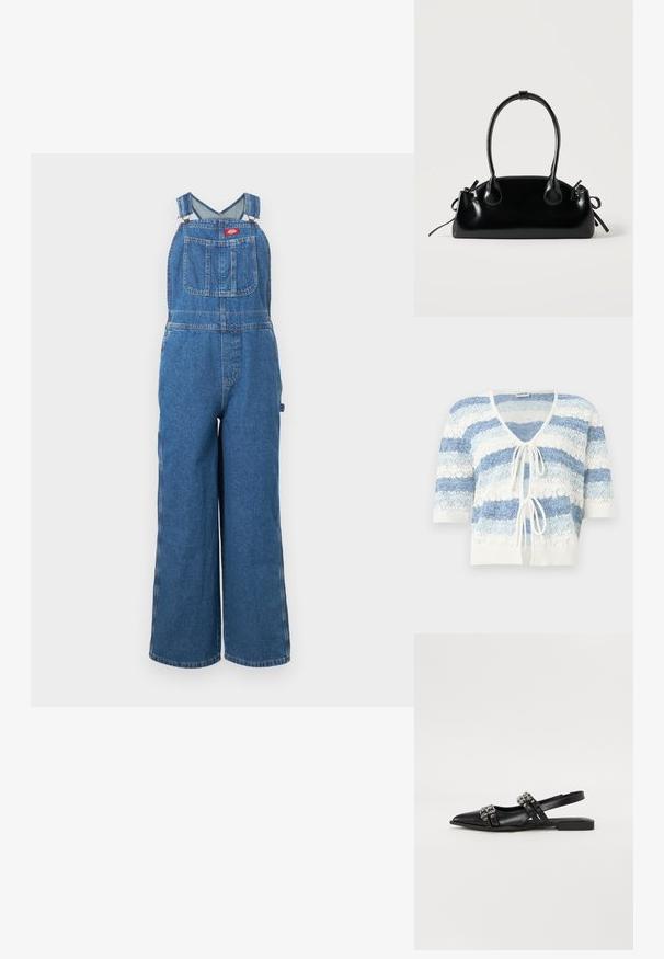 Salopette en jean bleu à jambes larges avec bretelles réglables et une poche poitrine frontale avec une étiquette de marque rouge.; Cardigan en maille à manches courtes, ouverture devant, rayures horizontales bleu et blanc, avec deux liens à nouer à l'avant.; Even&Odd by Zalando Ballerines à brides arrière - black; Petit sac à main noir brillant avec deux longues anses et des détails à cordon sur les côtés sur un fond clair uni.