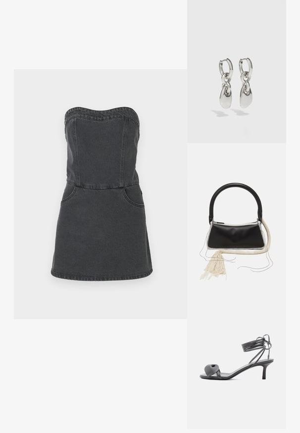 Robe en denim sans bretelles de couleur gris foncé, dotée d'un corsage ajusté, de deux poches avant et d'un ourlet de jupe droite avec des détails de couture visibles.; Sandale à talon en cuir gris avec une bride nouée sur les orteils et des lacets enroulants autour de la cheville, sur un talon moyen et fin, sur fond blanc.; Sac en cuir noir avec une poignée arrondie, fermeture éclair en argent, bordure en fourrure blanche et un long gland crème attaché à l'avant.; Boucles d'oreilles en argent avec des maillons ovales allongés, présentant une finition polie et un pendentif tombant texturé. Design simple avec des bords lisses.