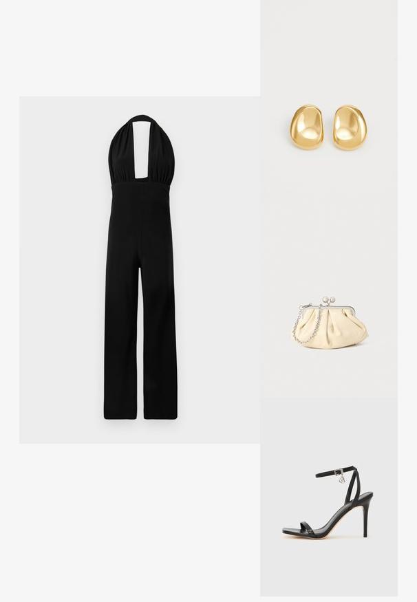 Mustor halterjumpsuit, mille sügava dekoltee, kogutud kehaosa ja laia jala disainiga. Kanga tekstuur on sile ja värv ühtlane.; Mustad kõrge kontsaga sandaal kitsaste pahkluu rihmadega, kandilise varbaosaga, siledast nahast ning metallist pandla aktsendiga.; Kortsus beežist nahast kotike, millel on hõbedane metallraam, kaunistatud kahe ümmarguse dekoratiivse lukuga ja hõbedase ketispideme. ; Kuldsete stud-kõrvarõngastega, millel on siledad, ümarad kujundid ja peegeldav pind, näidates minimalistlikku disaini ning ilma nähtavate mustriteta.