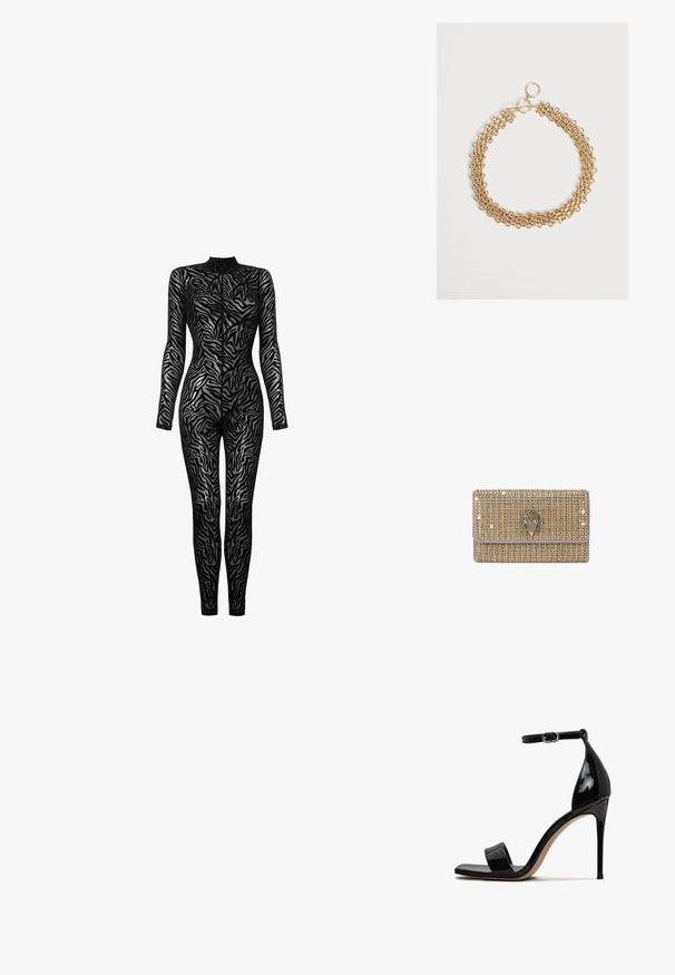 Zwarte doorschijnende bodysuit met lange mouwen, hoge kraag en zebra-strepenpatroon. Bevat een aansluitend ontwerp en textuur gaasstof.; Zwarte lakleren hoge hak sandaal met een open teen, enkelbandje en een slanke, glanzende afwerking. Heeft een slank stiletto-hak.; Metalen clutch tas bedekt met gouden en zilveren kralen met een onderscheidend handmotiefaccent in het midden. Vouw-over ontwerp met sluiting.; Driedubbele gouden ketting met ronde schakels en een toggle-sluiting, plat gelegd op een lichte achtergrond.