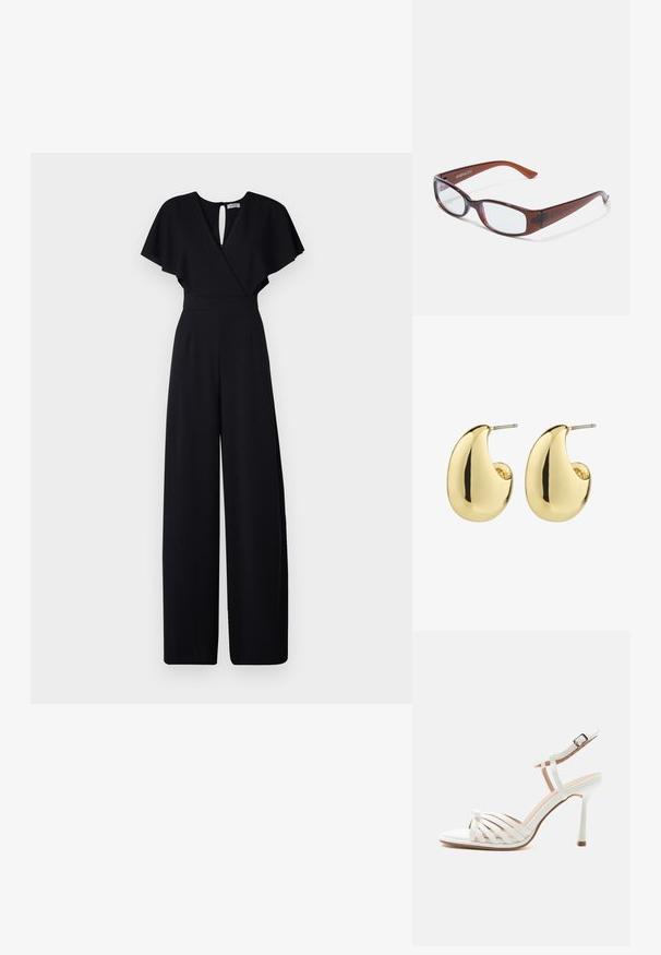 Mono negro con diseño de pierna ancha, mangas cortas con vuelo y escote en V. Cuenta con un cierre en la espalda en forma de ojo de cerradura y una cintura ajustada para un aspecto estilizado.; Sandalia blanca de tacón alto con tira en el tobillo y hebilla, punta abierta y varias tiras estrechas sobre la parte delantera del pie.; Gafas rectangulares con tintado marrón y acabado brillante, con varillas delgadas y lentes transparentes. Logo visible en la patilla izquierda.; Pendientes de stud en tono dorado con una superficie suave y pulida, que presentan una forma abstracta en forma de lágrima. Hardware de metal simple para la sujeción.