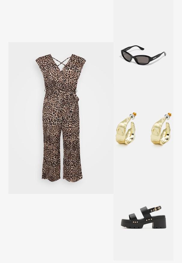 Løveprint jumpsuit i let stof; har en indviklet design, korte ærmer og en tætsiddende talje med en bindebånd, brede flagrende ben.; Call it Spring NOVALIE - Plateausandaler - black; Sorte solbriller med rektangulært stel, mørke linser, glat plastmateriale og en metalaccent på templet.; Guldtonede øreringe formet som abstrakte hænder, med en skinnende overflade, intrikate detaljer og en sølv- og guldfarvet post til sikker fastgørelse.
