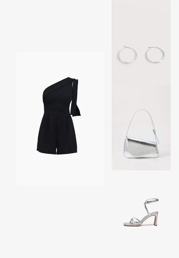 Zwart een-schouder romper met een aansluitend lijfje, geplooide shorts en een strikdetail op de schouder, gemaakt van een zachte, rekbare stof.; Zilveren hoge hakken sandalen met een vierkante teen, dunne enkelband en vampbanden. Gladde metallic afwerking met een blokhak van 7,5 cm.; Zilveren metalen handtas met een driehoekige vorm, gladde textuur en een dunne, verstelbare schouderriem. Kenmerkt zich door een omklapbaar ontwerp met stiksels.; Zilverkleurige metalen creolen oorbellen met een glad, licht gebogen oppervlak en sluitingen met haaksluiting op een effen witte achtergrond.