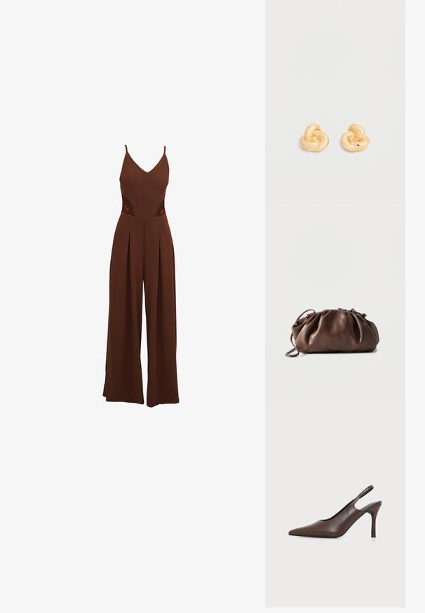 Bruine jumpsuit met een V-hals, dunne bandjes, uitgesneden kanten details aan de zijkanten en wijde broekspijpen met geplooid ontwerp.; Bruine leren slingback pumps met spitse neus en dunne naaldhak op een effen lichte achtergrond.; Zachte bruine leren tas met samengevouwen bovenkant en smalle riem, liggend op een witte achtergrond.; Een paar glanzende oorstekers in goudkleur, gevormd als knopen, tegen een effen witte achtergrond.