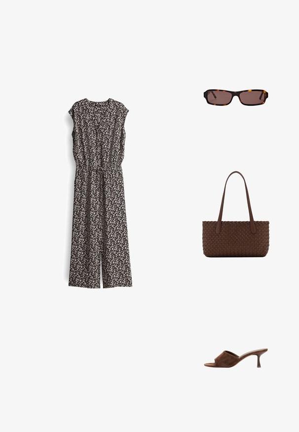 Zwart en crèmekleurig jumpsuit met patroon, korte mouwen, V-hals en elastische tailleband. Stof lijkt lichtgewicht met een vloeiende uitstraling.; Bruine suède open-toe mule met een middelhoog, gebogen houten hak en slip-on ontwerp op een witte achtergrond.; Rechthoekige schildpadzonnebril met donkerbruine glazen en slanke pootjes, afgebeeld tegen een witte achtergrond.; Bruine leren handtas met een geweven textuurpatroon, voorzien van twee lange, smalle handvatten voor schouderdragen.