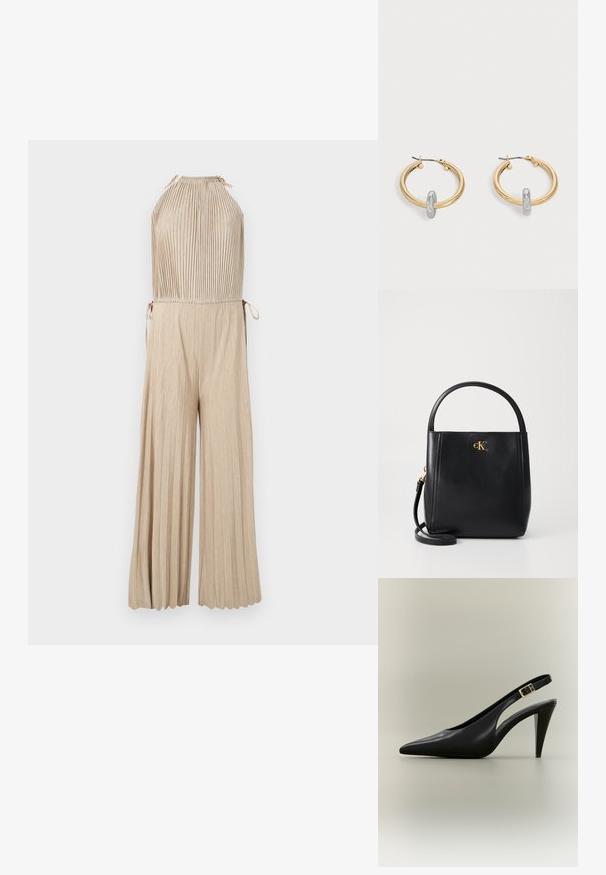 Combinaison beige plissée sans manches avec col halter et pantalon large, avec liens latéraux à la taille.; Escarpin à bride arrière en cuir noir avec bout pointu, boucle dorée et talon effilé sur un fond neutre.; Sac à main en cuir noir avec une poignée arrondie, accent logo doré et bandoulière amovible. Texture lisse et forme structurée.; Paire de boucles d'oreilles créoles dorées avec un petit détail boucle ton argent sur chaque, exposées sur fond gris clair.