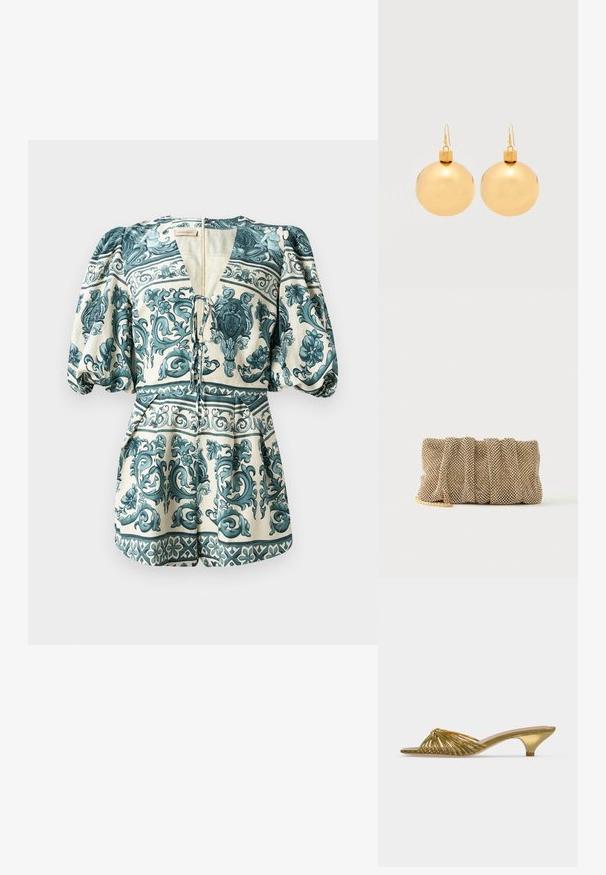 Blomsterprintet romper i creme og teal. Har puffærmer, en dyb V-udskæring, snore-detalje og en tætsiddende talje.; Guldfarvet mule sandal med åben tå, lav kittenhæl og knude-design på hvid baggrund.; Lille gylden mesh clutch taske med et rynket design og en delvist synlig guldkæde på en ensfarvet hvid baggrund.; Par af skinnende gyldne julekugleøreringe med krog-lukninger på en ensfarvet hvid baggrund.