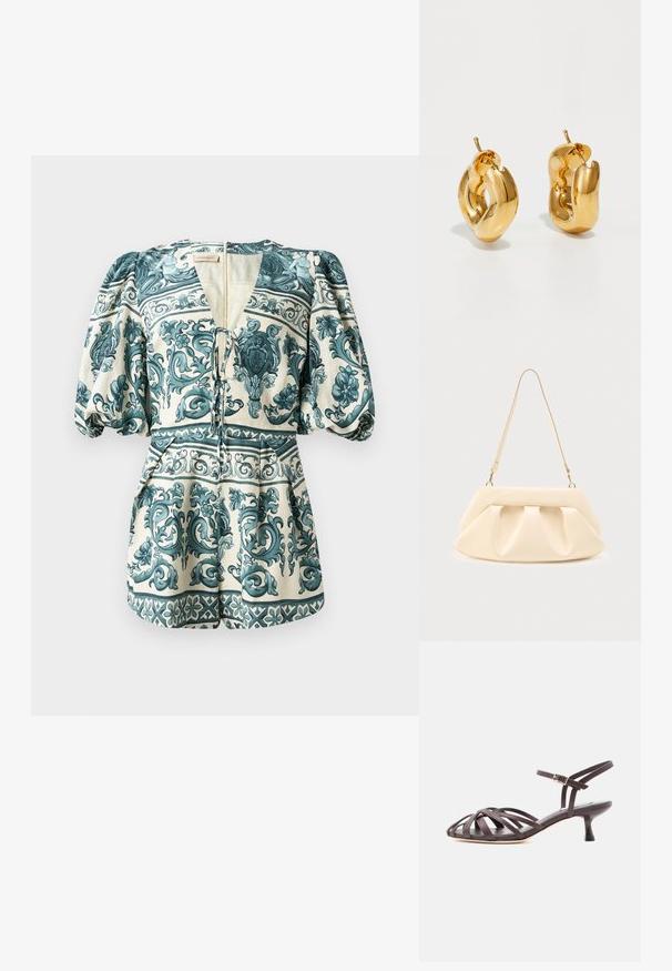 Blomsterprintet romper i creme og teal. Har puffærmer, en dyb V-udskæring, snore-detalje og en tætsiddende talje.; Mørkebrun læder sandal med smalle remme, kitten heel og justerbar ankelrem med spænde på hvid baggrund.; Cremefarvet læderhåndtaske med sammenrullede plisseringer, guldfarvet hardware og en enkelt tynd skulderrem på en ensfarvet baggrund.; Chunky guld hoop øreringe med et let snoet, rørformet design og postsystem bagpå, på en hvid baggrund.