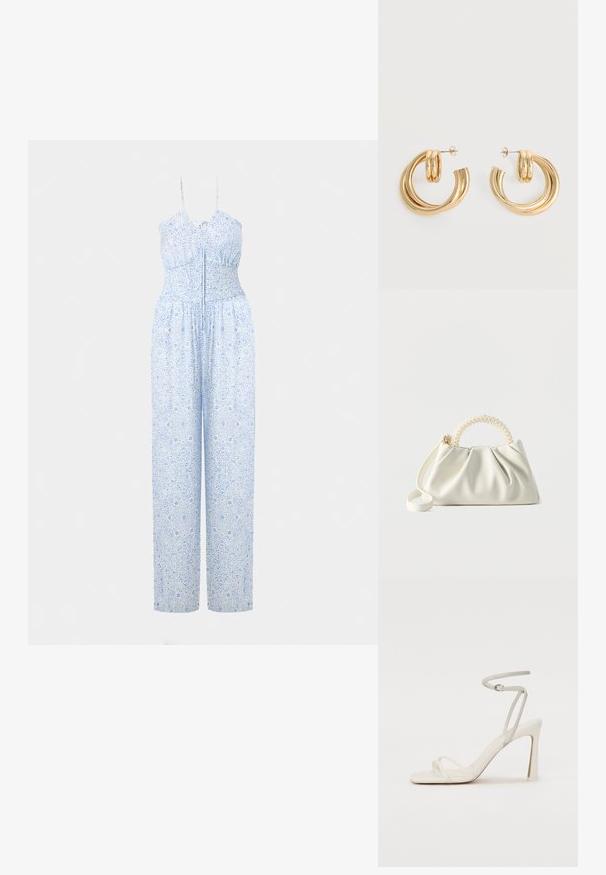 Lyseblå jumpsuit med justerbare stropper, smocket bodice og bukser med brede ben, prydet med et detaljeret blomstermønster. Blød stofstruktur.; Hvide hælede sandaler med en slank ankelrem og to forreste remme. Glat lædertekstur med en firkantet tå og en blank hæl.; Lille hvid håndtaske med ruched krop, rundt håndtag pyntet med perler og aftagelig skulderrem på en ensfarvet baggrund.; Par af skinnende gyldne dobbelt loop øreringe med stift-lukning på hvid baggrund.