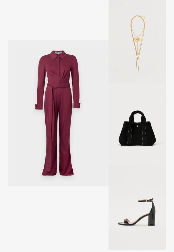 Burgunderfarbener langärmliger Jumpsuit mit einem Kragen, Knopfverschluss, Wickeldesign und weitem Bein. Weiches, strukturiertes Material.; Schwarze Lackleder-Sandalette mit hohem Absatz, Knöchelriemen und goldener Schnalle, offenem Zehenbereich und Blockabsatz auf weißem Hintergrund.; Schwarze Tragetasche mit strukturierter Form, kontrastierender weißer Naht, zwei Stoffgriffen und einem kleinen goldenen Akzent auf der Vorderseite.; Goldplattierte Halskette mit einem floralen Design als Mittelpunkt, das strukturierte Blütenblätter und schlanke Ketten umfasst, die in zarten Akzenten enden.