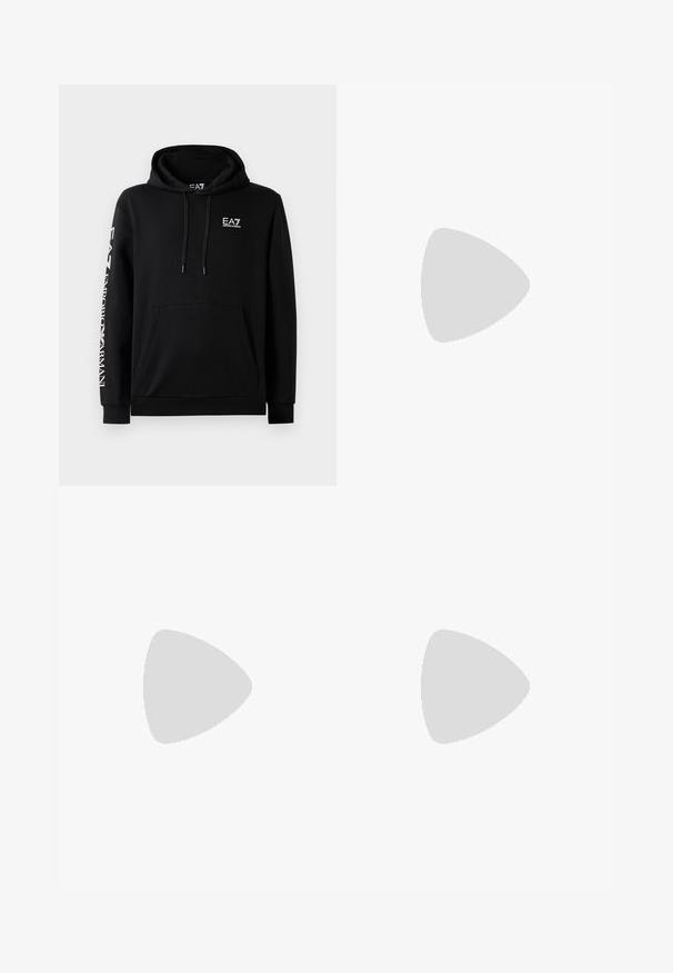 Zwarte hoodie gemaakt van een katoenmix. Heeft een vo zak, een capuchon met trekkoord en EA7-branding in het wit op de borst en mouwen.; Zwarte katoenen t-shirt met korte mouwen, ronde halslijn en een klein wit logo "A|X" gecentreerd op de borst.; Zwarte trainingsbroek van zacht materiaal, met een elastische tailleband en cuffed enkels. Gele branding die verticaal op het linkerpijp is gedrukt.; Witte sneaker met een bovenwerk van gestructureerd suède en leer. Voorzien van een afgeronde neus, vetersluiting en een contrasterende beige rubberen zool.
