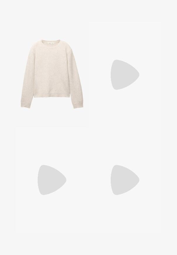 Beige gebreide ronde hals trui met lange mouwen en geribbelde boorden en zoom, plat gelegd op een witte achtergrond.; Witte t-shirt met korte mouwen van zachte katoen, met een ronde halslijn en een getailleerde vorm. Geen zichtbare patronen of versieringen.; Lichtblauwe denim jeans met een rechte snit, vijf zakken en een ritssluiting aan de voorkant. De stof vertoont een lichte vervaging en heeft een gladde textuur.; Witte sneaker met zwarte strepen en rubberen zool zwevend boven betonnen trap in zacht daglicht.