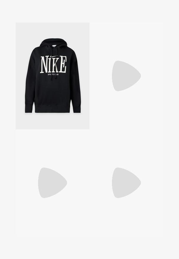 Schwarzer Hoodie mit weißem "NIKE" Text und Swoosh-Logo über "SPORTS CLUB" auf der Vorderseite, mit Kordelzugkapuze sowie gerippten Bündchen und Saum.; Schwarze Jogginghose mit elastischem Bund und verstellbarem Kordelzug. Mit kleinem weißen Nike-Logo auf der linken Seite. Weicher Stoff.; Schwarzer Sportschuh mit strukturiertem Lederobermaterial, auffälligem Logo und gepolsterter Sohle. Mit abstrakten Mustern und glatten, abgerundeten Akzenten.; Schwarze gepolsterte Nylontasche mit einem Reißverschluss, ausgestattet mit einer Vordertasche und einem abnehmbaren Tragegurt für einfachen Transport. Strukturierte Oberflächendetails.