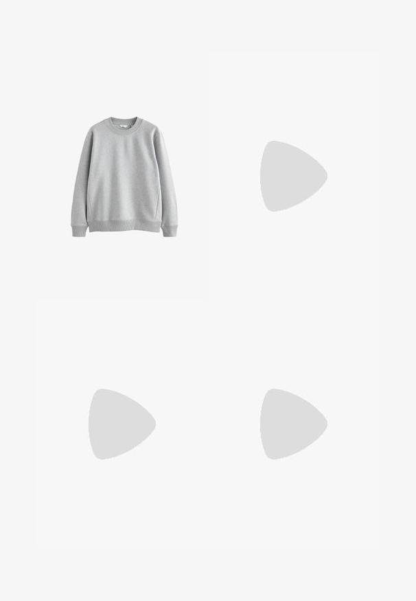 Sudadera gris con cuello redondeado, puños y dobladillo acanalados. Hecha de una tela suave con una textura lisa, con un diseño sencillo.; Camiseta blanca de manga corta hecha de algodón. Corte relajado con cuello redondo. Textura suave y sin patrones o acentos visibles.; Chinos de algodón beige con un diseño de pierna recta, que cuentan con dos bolsillos frontales y un cierre de botón clásico. Textura suave, acentos mínimos.; Zapatillas de lona blancas con suela de goma, que cuentan con seis ojales, una puntera texturizada y un diseño minimalista.