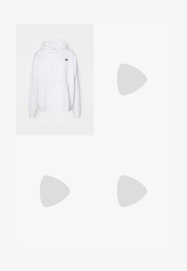 Sudadera blanca hecha de tela suave, con un bolsillo canguro, cordones en la capucha y un pequeño logo negro de Nike en el pecho.; Camiseta de algodón azul claro con escote redondo y mangas cortas. Presenta un logo "nike" en relieve en el centro del frente. Textura suave.; Vaqueros azules de mezclilla de tiro alto y corte holgado, con bolsillos delanteros, trabillas para cinturón, cierre de botones y detalles desgastados a lo largo de las piernas.; Zapatilla de running blanca con parte superior de malla, punta redondeada, acentos negros y una suela con patrón. Presenta cordones y una marca en el lateral.