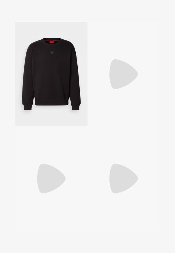 Schwarzer Sweatshirt aus weichem Material mit geripptem Rundhalsausschnitt und -bündchen. Ein kleines schwarzes Logo-Abzeichen befindet sich mittig auf der Brust.; Schwarze Jeans aus Denim mit schlanker Passform, mittelhohem Bund, klassischem Fünf-Taschen-Design und dezenten Verblassungen an den Beinen.; Schwarze Leder-Sneaker mit glatter Textur, runder Zehenpartie, flacher Gummisohle und einfarbigen Schnürsenkeln. Mit goldfarbenem "BOSS" Logo an der Seite.; Schwarze Umhängetasche aus strukturiertem Stoff, mit Logo auf der Vorderseite, Reißverschluss und verstellbarem Tragegurt. Verfügt über eine glatte Lederbesatz.