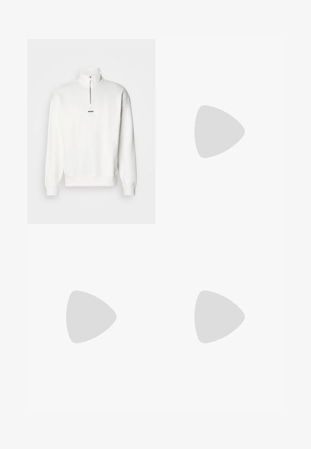 Sudadera blanca de cuello alto con media cremallera, que presenta un pequeño logo negro "HUGO" centrado en el pecho. Textura de tela suave.; Camiseta de algodón blanca de cuello redondo y mangas cortas, con un pequeño logo negro "HUGO" en el lado izquierdo del pecho y una etiqueta roja de contraste en el interior.; Vaqueros negros de corte ajustado con detalles desgastados, estilo de cinco bolsillos y cierre con botón en la cintura.; Zapatilla blanca con un acabado de cuero liso, punta redonda, cuatro ojales, perforaciones sutiles y un detalle de logo rojo en el lateral.