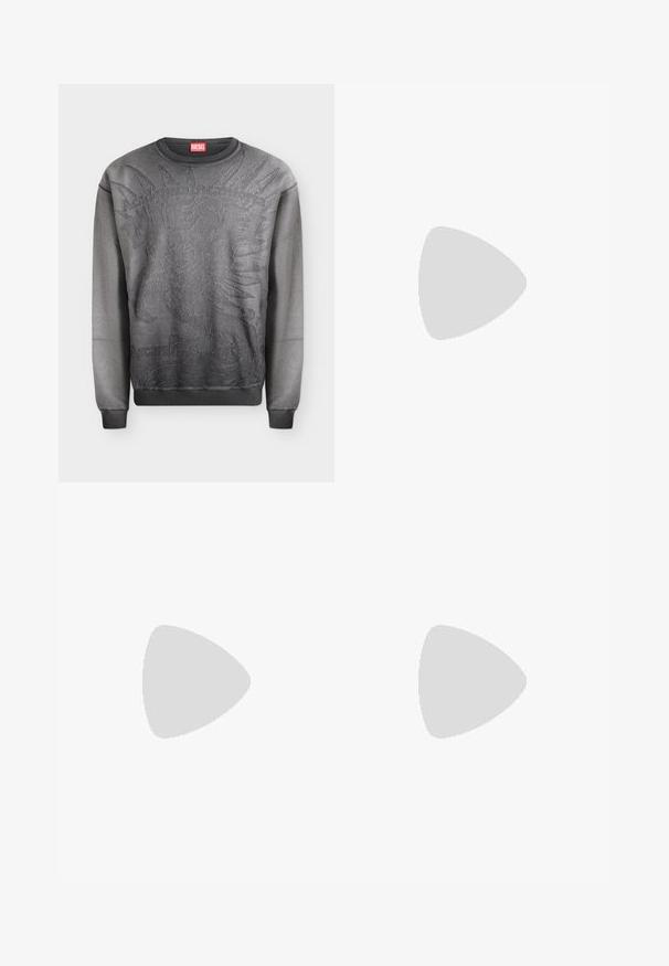Sweat-shirt Diesel gris foncé avec un graphisme en relief d'une coiffe amérindienne et poignets et ourlet côtelés.; T-shirt à manches courtes gris foncé en coton. Présente un grand logo DIESEL noir et le texte "FOR SUCCESSFUL LIVING" dans un design contrastant.; Pantalons à motif camouflage avec une coupe décontractée, palette de couleurs grise et beige, taille élastique avec cordon de serrage et texture de tissu douce.; Chaussures de sport en matériaux gris, blanc et beige, dotées d'une tige en mesh, d'une semelle épaisse et d'accents texturés. Détails réfléchissants sur les côtés.
