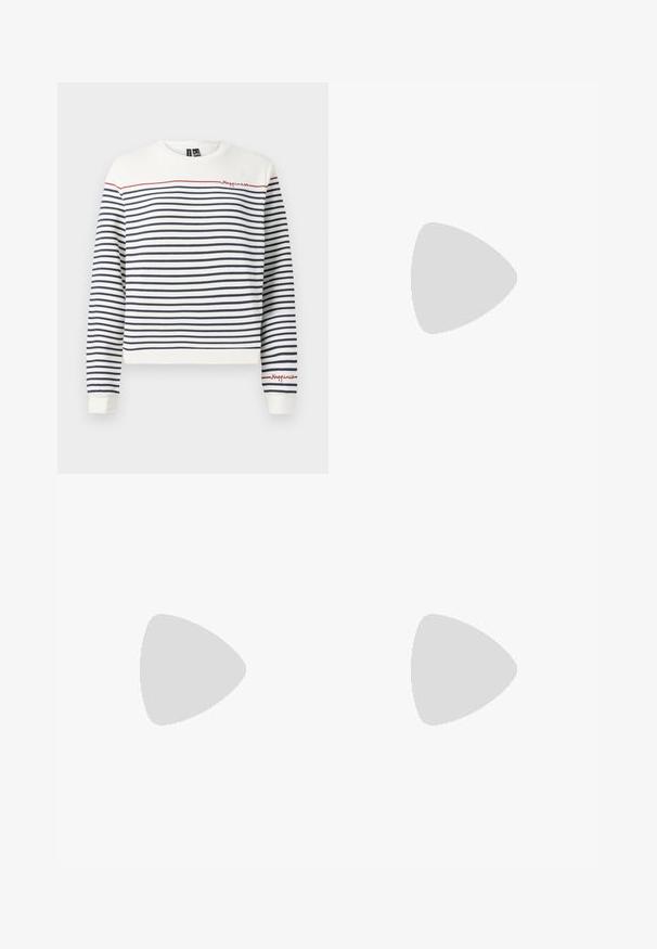 Sweatshirt rayé blanc et marine avec une broderie rouge portant le mot "Happiness". Doté d'un col rond et de poignets côtelés. Fabriqué en doux coton.; Jupe en denim bleu clair avec une fente à l'avant, fermeture à deux boutons, taille haute, et design standard à cinq poches. Texture lisse, longueur mi-mollet.; Botte de cowboy en cuir noir avec découpes décoratives, boucle argentée et talon incliné, présentée sur fond blanc.; Petit sac à main noir brillant avec deux longues anses et des détails à cordon sur les côtés sur un fond clair uni.