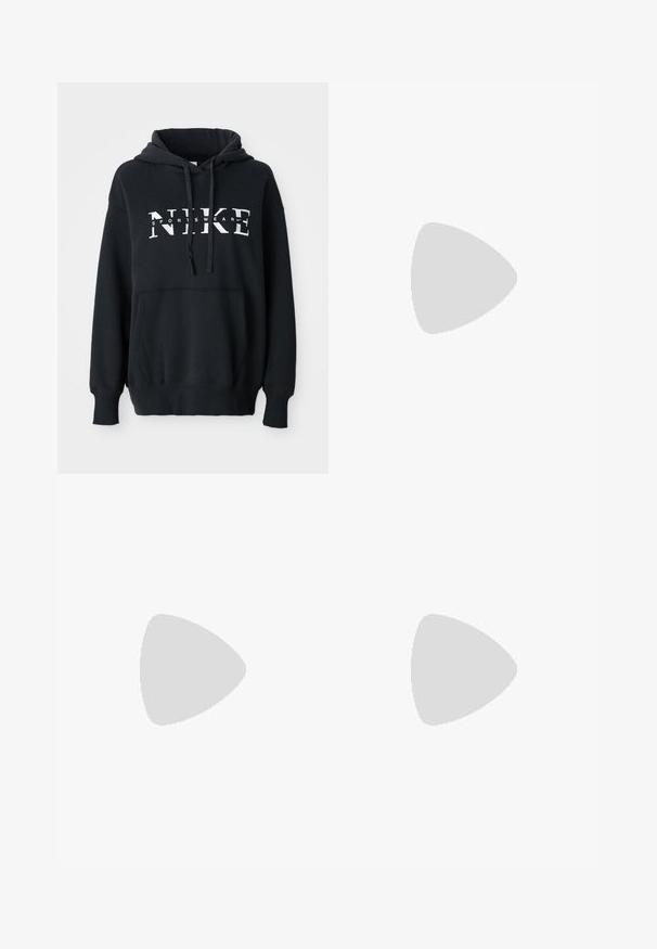 Čierna mikina Nike s prednou vreckom, veľkým logom na hrudi, kapucňou so sťahovacou šnúrkou a rebrovanými manžetami a lemom. Mäkkký materiál z bavlnenej zmesi.; Biely skrátený tričko vyrobené z bavlny, s krátkymi rukávmi a okrúhlym výstrihom, s čiernym logom Nike na hrudi.; Hnedá bavlnená sukňa so rovný dizajnom, s predným rozparkom, bočnými vreckami a štandardným pásom. Hladká textúra a prispôsobené švy.; Biele a bledo ružové tenisky s mäkkým látkovým obalom okolo členku zviazaným do mašle, disponujú nastaviteľným remienkom a zaoblenou podrážkou.