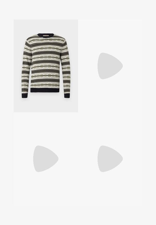 Pull à col rond avec un motif fair isle horizontal vert, noir et blanc, manches et ourlet côtelés, présenté sur un fond blanc.; Chemise à carreaux de couleur claire avec des manches longues, un devant à boutons et une poche poitrine avec un patch logo. Matière en coton au toucher doux.; Pantalons noirs à coupe droite, en tissu lisse. Éléments incluent un bouton à la taille, des passants de ceinture et des plis sur le devant pour plus de structure.; Baskets de sport noires et grises avec un tige en mesh et en suède, présentant une semelle intermédiaire blanche, des lacets et un logo "N" audacieux sur le côté.