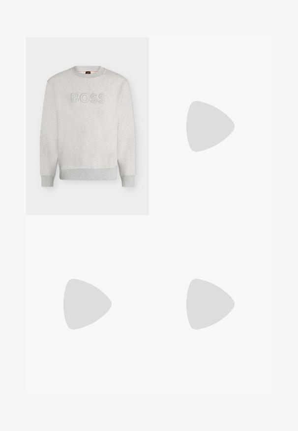 Sweat-shirt gris clair à col rond avec poignets et ourlet côtelés, comportant un texte "BOSS" embossé sur la poitrine.; T-shirt marron clair à manches courtes et col rond avec petit logo blanc "BOSS" sur la poitrine gauche, présenté sur un fond uni clair.; Jean beige et gris clair à jambes larges, avec poches avant, passants de ceinture et fermeture par bouton.; Mocassins en cuir noir avec une finition texturée, dotés d'une bride décorative à l'avant et d'un bout arrondi. Semelle en caoutchouc pour plus de durabilité.