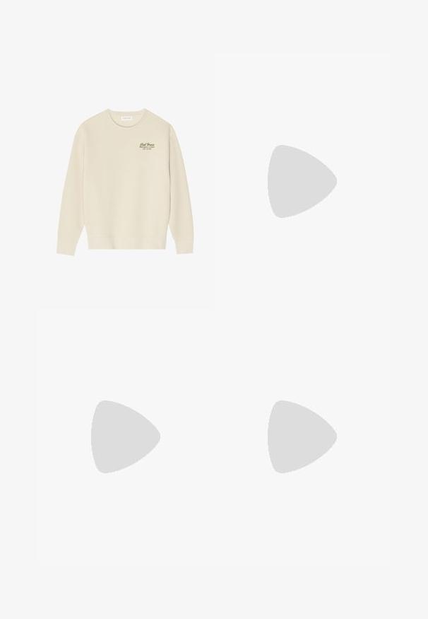 Beige collegepaita pyöreällä pääntiellä, pitkällä hihalla ja resorireunuksella. Rinnassa vihreä teksti "Club House Miami Beach, Florida".; Sininen puuvillapaita, jossa on kollaasiprintti edessä, erilaisin tekstuurein ja värein. Lyhyet hihat ja pyöreä kaula-aukko.; Ruosteenväriset farkut, joissa on suora lahje, viisi taskua, vyölenkit ja hienovarainen haalistumiskuvio etupuolella.; Valkoiset korkeat tennarit, jotka on valmistettu sileästä synteettisestä materiaalista. Sivussa on vetoketju, pyöreä kärki ja teksturoitu kumipohja.