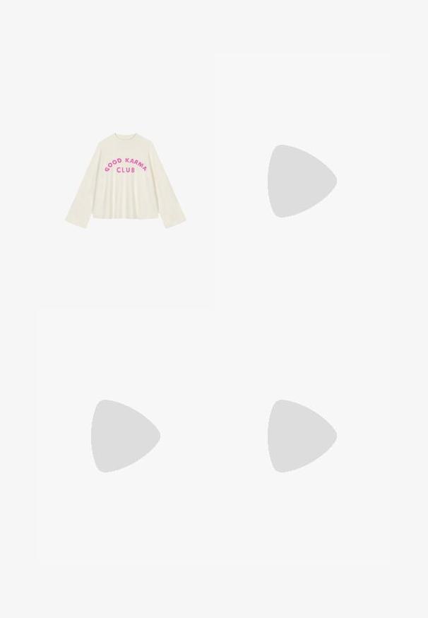 Pull oversized couleur crème avec des manches larges. Présente le texte "GOOD KARMA CLUB" en lettres fuchsia en gras sur la poitrine.; Pantalon large en velours marron avec taille élastique et poches latérales, conçu pour un usage décontracté.; Baskets en mesh blanc avec des rayures noires, un embout en daim beige et un accent sur le talon, semelle en caoutchouc texturée, et lacets blancs. Design classique à tige basse.; Sac à main rectangulaire en denim bleu avec un rabat incurvé, une fermeture à boucle "C" dorée et une bandoulière noire amovible avec des éléments métalliques dorés.