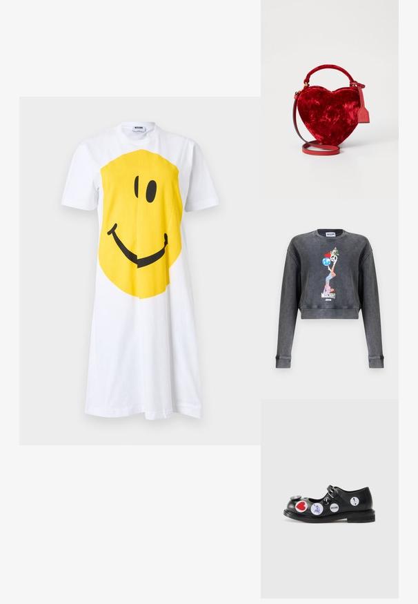 Sweatshirt Moschino court gris foncé avec un graphique représentant une femme équilibrant un globe, un cœur, un symbole de paix et des fleurs, avec le texte Moschino Jeans en dessous.; Robe blanche à manches courtes avec un grand motif visage souriant jaune centré sur le devant, col rond et étiquette Moschino à l'intérieur du col.; Chaussure Mary Jane en cuir noir avec une sangle et une boucle, ornée de divers autocollants ronds aux accents rouges, bleus et blancs. Design à semelle plate.; Sac en velours rouge en forme de cœur avec une courte anse et une bandoulière amovible. Doté de quincaillerie dorée et d'une étiquette en cuir.