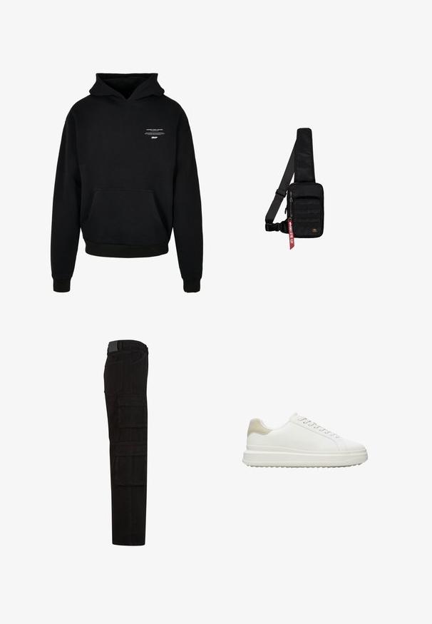 Schwarzer Kapuzenpullover aus weichem Material, mit einer Kängurutasche, gerippten Bündchen und einem kleinen grafischen Druck auf der Brust.; Schwarze Cargohose mit mehreren großen Überschlagtaschen, Gürtelschlaufen und geradem Beinanschnitt, seitlich dargestellt.; Weiße Sneakers aus glattem Leder mit einer texturierten, beigen Fersenapplikation, runden Schnürsenkeln, einem flachen Design und einer Gummisohle.; Schwarze Umhängetasche aus strukturiertem Stoff. Ausgestattet mit einem Reißverschluss-Hauptfach, einer vorderen Tasche mit Gurtband, verstellbarem Riemen und einem dekorativen Anhänger.