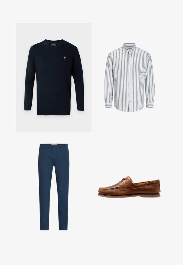 Navy V-Ausschnitt-Pullover aus weichem Material, mit langen Ärmeln und einem kleinen gelben gestickten Logo auf der linken Brustseite.; Gestreiftes Langarmhemd in Weiß und Marineblau, mit einem Button-Down-Kragen, einer Brusttasche und Manschettendetails mit horizontalen Streifen.; Marineblaue Slim-Fit-Hosen für Herren mit Gürtelschlaufen, Frontknopfverschluss und Seitentaschen, vor einem weißen Hintergrund präsentiert.; Braune Lederbootsschuhe mit gesteppten Akzenten, metallischen Ösen, einer erhöhten Naht an der Zehe und einer flachen Gummisohle.