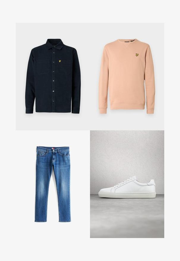 Zalmkleurige sweatshirt van zachte stof, met een ronde hals en geribde boorden. Voorzien van een zwart-geel geborduurd logo op de linkerborst.; Donkerblauwe corduroy shirt met een knoopsluiting, twee borstzakken en een klein geel logo op de linkse zak.; Blauwe slim-fit jeans met lichte vervaging op de dijen, vooraan rits, knoopsluiting en vijf-pocket ontwerp, inclusief een klein merkzakje.; Witte sneaker met een gladlederen bovenwerk en een laag profiel. Voorzien van een ronde neus, zes vetergaatjes en een gestructureerde rubberen zool.