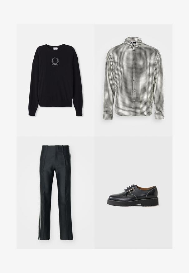 Schwarzer Pullover mit Rundhalsausschnitt, langen Ärmeln und gerippten Bündchen. Besitzt ein weißes, gesticktes Kranz- und Schleifendetail auf der Vorderseite.; Hemd mit Knöpfen in schwarz-weißem Karomuster, mit Kragen, langen Ärmeln und geradem Saum. Aus leichtem Stoff und mit schwarzen Knöpfen.; Schwarze Satin-Hosen mit tailliertem Schnitt, ausgestattet mit weißen Seitenstreifen. Design mit weitem Bein und Vorderfalten für zusätzlichen Detail.; Schwarzer Schnürschuh aus Leder mit klobiger Sohle und Metallösen, sichtbaren weißen Nähten und braunem Innenfutter, von der Außenseite dargestellt.