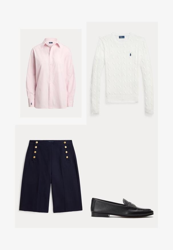 Biely sveter s dlhými rukávmi s vrkočovým vzorom, okrúhlym výstrihom a malým tmavomodrým logom Polo Ralph Lauren na ľavej strane hrudníka.; Svetloružová košeľa na zapínanie z hladkej bavlnenej zmesi s klasickým golierom, dlhými rukávmi a malým vyšívaným logom na manžete.; Tmavomodré šortky po kolená so širokými nohavicami a dekoratívnymi zlatými gombíkmi na predných vreckách.; Čierny textúrovaný kožený mokasín s nízkym podpätkom a klasickým remienkom na mincu, zobrazený z profilu na jednoduchom svetlom pozadí.
