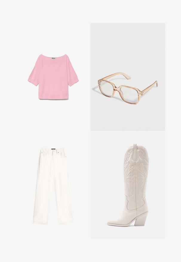 Lyserød strikbluse med bred bådudskæring og ærmer til albuen, med ribstrikkede manchetter og kant, mærket "AWARE" inden i kraven.; Off-white jeans med lige ben, frontknap, lynlås, bæltestropper og design med fem lommer lagt fladt.; Hvide læder cowboystøvler med spidse tæer og blokhæle. Har intrikate syninger på skaftet og en glat tekstur.; Gennemsigtige lysebrune rektangulære brilleindfatninger med klare glas vist på en hvid baggrund.