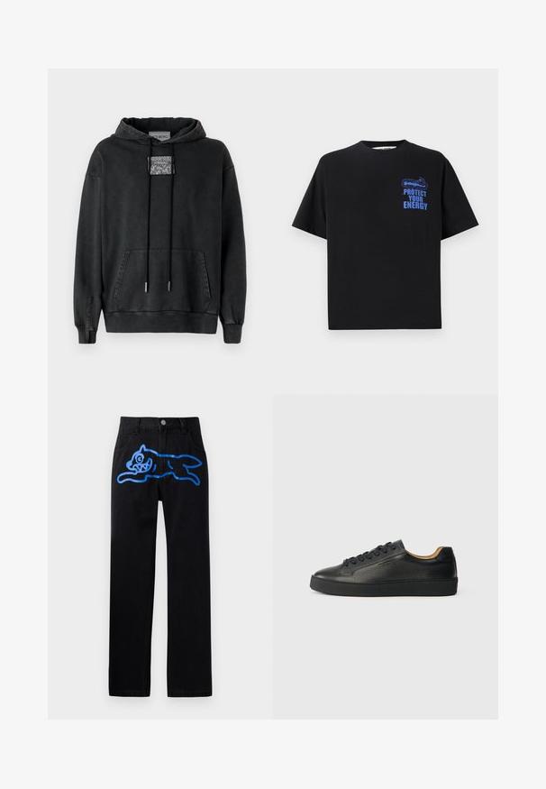 Iceberg Kapuzenpullover - nero; Schwarzes Baumwoll-T-Shirt mit kurzen Ärmeln, mit blauem Text "BESCHÜTZE DEINE ENERGIE" und einem grafischen Design auf der oberen linken Seite.; Schwarze Denim-Hosen mit lockerer Passform, die auf der Vorderseite ein lebhaftes blaues Grafikdesign eines springenden Katers zeigen. Klassisches Fünf-Taschen-Design.; Schwarze, niedrig geschnittene Ledersneaker mit strukturierter Oberfläche, schwarzen Schnürsenkeln und dicker Gummisohle, seitlich auf einem hellen Hintergrund dargestellt.