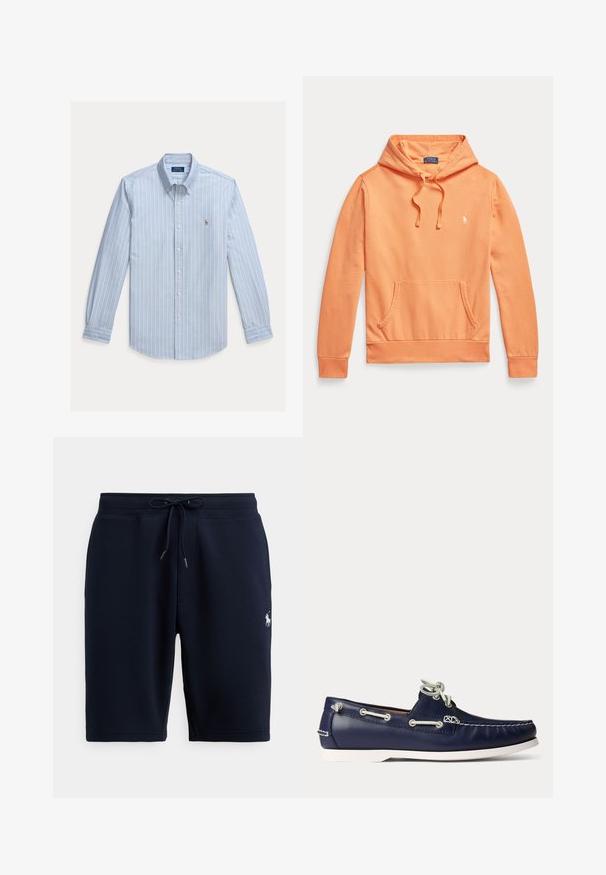 Oranger Kapuzenpullover mit langen Ärmeln, Fronttasche und Kordelzug, mit kleinem weißem Polo Ralph Lauren-Logo auf der Brust.; Hellblaues Langarm-Hemd mit weißen vertikalen Streifen und einem kleinen gestickten Polo Ralph Lauren Logo auf der Brust.; Marineblaue Baumwoll-Sportshorts mit elastischem Bund, Kordelzug und Logo-Akzent auf der linken Seite. Glatte Textur, knielang.; Marineblauer Lederbootschuh mit weißen Schnürsenkeln und Nähten, mit weißer Gummisohle und Metallösen auf hellem Hintergrund.